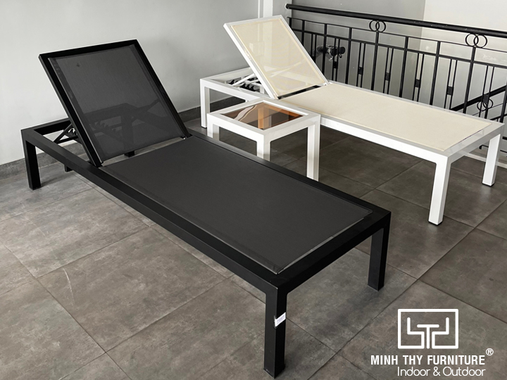 bàn ghế hồ bơi ngoài trời cao cấp